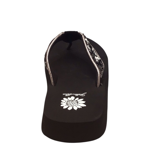 Yellow Box Women’s Korrie Black Sequin Sparkle Flip Flop Sandal Size 7.5 or 8 - Picture 4 of 8